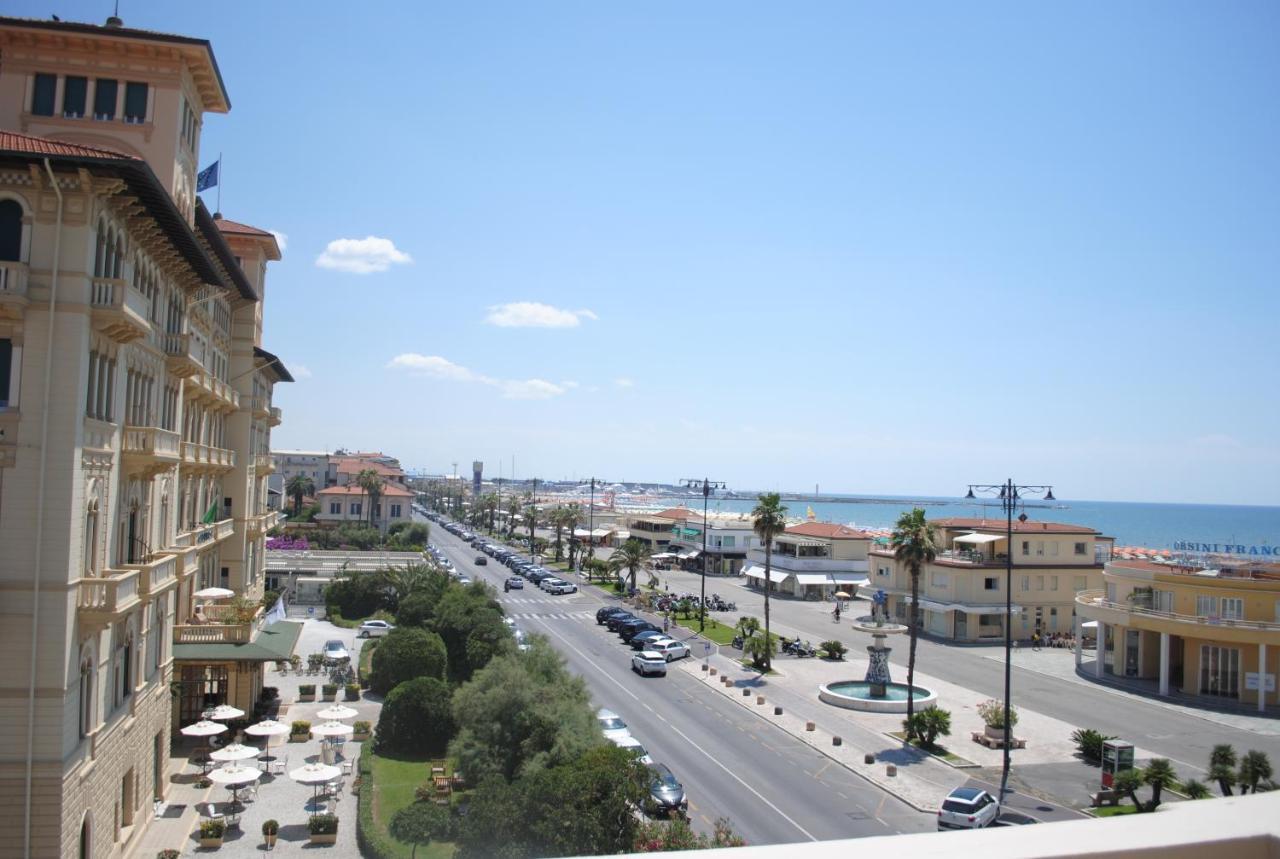 Villa Tina Hotel Viareggio Exterior foto